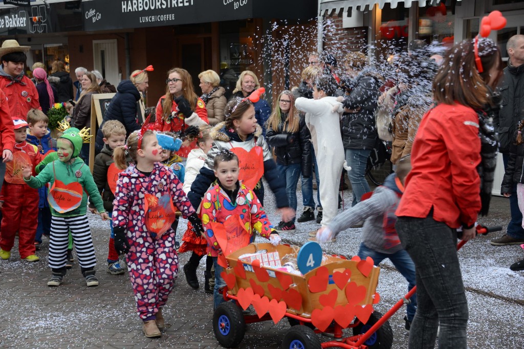 ../Images/Kinder optocht 2015 014.jpg